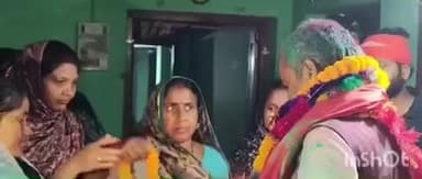 मधवापुर: उतरा: नवनिर्वाचित विधायक के घर पहुंचने पर परिजनों ने किया भव्य स्वागत