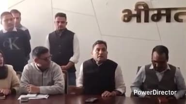 ओखलकांडा: भीमताल विधानसभा क्षेत्र से जुड़ी समस्याओं को लेकर विकास भवन में जिलाधिकारी ललित मोहन रयाल के साथ बैठक आयोजित