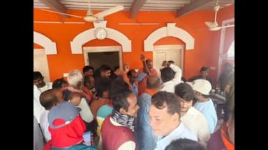 गोरेयाकोठी: गोरेयाकोठी विधानसभा सीट से भारतीय जनता पार्टी के प्रत्याशी की जीत पर समर्थकों ने दी बधाई