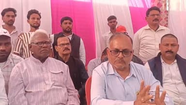 #BigBreaking
#प्रतापगढ
पट्टी कोतवाल और श्री रामलीला समिति पट्टी के बीच छिड़ी रार का जिला प्रशासन भी रास्ता निकालने में...