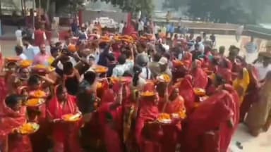 कटरा: नव निर्वाचित विधायक रामा निषाद कटरा चामुंडा स्थान मंदिर पहुंचे, मां चामुंडा को स्वर्ण आभूषण अर्पित किए