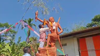 কদম: অকৰাবস্তিৰ বীৰ বিৰছা মুণ্ডা ভৱনত ভগৱান বিৰছা মুণ্ডাদেৱৰ ১৫০তম
জন্ম দিৱস জনজাতি গৌৰৱ দিৱস পালন