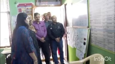 కరీంనగర్: కుక్క, కోతి కరిచిన కేసుల్లో ప్రత్యేక పర్యవేక్షణ అవసరం : కరీంనగర్ జిల్లా కలెక్టర్ పమేలా సత్పతి.