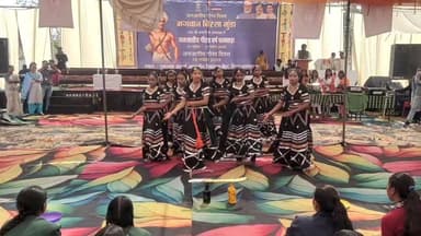 #बालाघाट
भगवान बिरसा मुंडा की 150वीं जयंती के अवसर में एकलव्य आदर्श आवासीय विद्यालय बैहर बालाघाट में छात्र-छात्राओं के ...