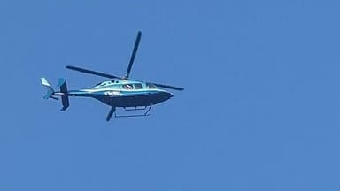 झारखंड स्थापना के दिवस के शुभ अवसर पर हेलीकॉप्टर के जरिए आसमान से उड़ाया गया फूलों का लहर।#jharkhand #india #ranchi