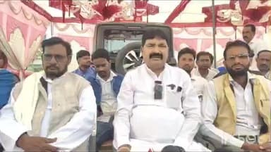 बरौली: टिकट कटने से नाराज़ पूर्व विधायक रेयाजुल हक राजू ने लड़ा चुनाव, बरौली में राजद को हराया, प्रेस वार्ता में दी जानकारी