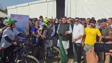 नानकमत्ता: भगवान बिरसा मुंडा की 150वीं जयंती पर नानकमत्ता में भव्य जनजातीय गौरव दिवस समारोह का आयोजन, सीएम हुए शामिल