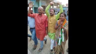 बाबूबरही: बाबूबरही विधायक मीणा कामत ने विधानसभा क्षेत्र में घूमकर जनता का आभार जताया