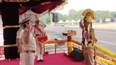 அரக்கோணம்: தக்கோலத்தில் உள்ள மத்திய தொழில் பாதுகாப்பு படை மையத்தில் 50 வது பயிற்சி நிறைவு விழா நடைபெற்றது