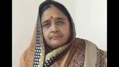 धरणगाव: वावडदे विकास सोसायटी चेअरमनपदी शशिकला पाटील यांची बिनविरोध निवड