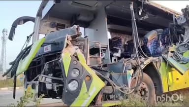 రఘునాథపల్లి వద్ధ జరిగిన రోడ్డు ప్రమాదంలో, బాలసముద్రం కు చెందిన నవదీప్ మృతి, కేసు నమోదు.