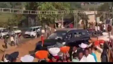 સાગબારા: સાગબારા ના પ્રસિદ્ધ યાત્રાધામ દેવમોગરા માતાજીના મંદિરે આજે રવિવારના દિવસે ભક્તોની ભાડે ભીડ દર્શને.#યાહામોગી