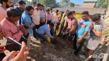 আলিপুরদুয়ার ১: শিলাবাড়িহাট এর মহাসড়কের ক্ষতিগ্রস্থ ব্যবসায়ীদের পুনর্বাসনের জায়গায় হবে নতুন ড্রেন,কাজের সূচনা করলেন ZP সহ সভাধিপতি