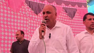 होडल: होडल विधायक हरेंद्र सिंह ने कृष्ण पाल गुर्जर को फिर बताया अपना पिता, कहा- उनकी बदौलत बना MLA