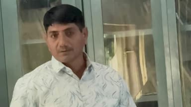 જામજોધપુર: સોનવડીયા ગામે જીએ પાંડલીયા હાઇસ્કુલના આચાર્યનો વિદાય સમારંભ યોજાયો