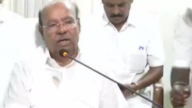 திண்டிவனம்: சம்பா சிறப்பு தொகுப்பு நிதி திட்டத்தை உடனடியாக அறிவித்து தொகையை உயர்த்தி விவசாயிகளுக்கு வழங்க வேண்டும் என பாமக நிறுவனர் ராமதாஸ் அறிக்கை