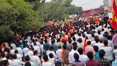 சங்கராபுரம்: பகண்டை கூட்ரோடு பகுதியில் தமிழக வெற்றி கழகத்தின் சார்பில் நடைபெற்ற கண்டன ஆர்ப்பாட்டம்