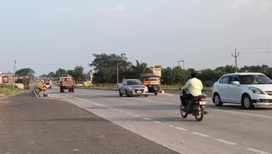 औंढा नागनाथ: काठोडा पाटी जवळ एका दुचाकीची दुसऱ्या दुचाकीस पाठीमागून धडक;एक गंभीर जखमी दुचाकी चालकावर गुन्हा दाखल