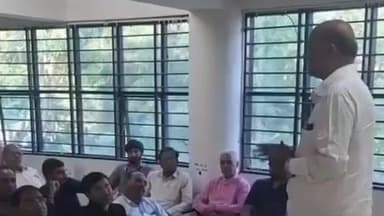 ચાણસ્મા: ગંગેટ ગામથી ચાણસ્મા સુધી યોજનારી પદયાત્રાને લઈને મામલતદાર કચેરી ખાતે બેઠક યોજાઈ