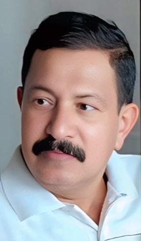 ಬಾದಾಮಿ: ಪಟ್ಟಣದ ಖ್ಯಾತ ವೈದ್ಯ ಡಾ. ಕಾರವೀರಪ್ರಭು ಕ್ಯಾಲಕೊಂಡ ವೈದ್ಯಕೀಯ ಸಾಹಿತ್ಯ ಪ್ರಶಸ್ತಿಗೆ 'ಮಿಸ್ಸಿಂಗ್ ವುಮೆನ್' ಕೃತಿ ಆಯ್ಕೆ