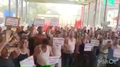 बस्तर: सहकारी समिति कर्मचारी संघ बस्तर संभाग की अनिश्चितकालीन हड़ताल 14वें दिन भी जारी, अर्धनग्न होकर किया प्रदर्शन