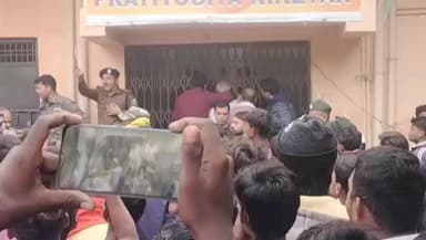 वैशाली: हॉस्टल में 7 साल के बच्चे की हत्या पर बवाल, तोड़फोड़, ग्रामीणों का पथराव, हॉस्टल संचालक समेत तीन गिरफ्तार