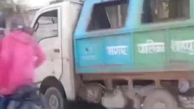 शाहपुरा: शाहपुर नगर परिषद क्षेत्र में बिना नंबर प्लेट के ऑटो टिप्पर सड़कों पर दौड़ रहे हैं