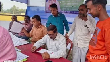 কুশমুণ্ডী: তৃণমূলের 'ভোট রক্ষা শিবির' উদ্যোগে কুশমন্ডি ব্লকের করঞ্জিতে এসআইআর ফর্ম পূরণে সহায়তা করলেন ব্লক সভাপতি