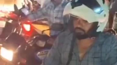 సూళ్లూరుపేట ప్రజలకు రైల్వే గేటు కష్టాలు ఎప్పుడు తీరునో
- నిత్యం ట్రాఫిక్ జామ్ తో తీవ్ర ఇబ్బందులు పడుతున్న ప్రజలు