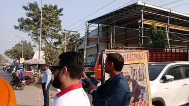 पंजाबी सिंगर अमर संधु पहुँचे न्यू सम्राट इलेक्ट्रॉनिक फरीदाबाद...
#BapuTereKarke
Amar Sandhu
#singer
#punjabisinger
#new...