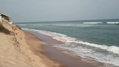 ராதாபுரம்: இடிந்தகரையில் மீனவர்களுக்கிடையே மோதலில் 6 பேர் படுகாயம்.