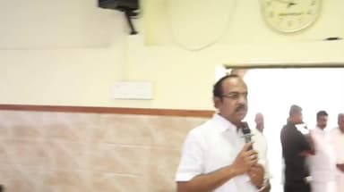 காரியாபட்டி: மலரட்டும் திருச்சுழி பெண்களுக்கான இலவச தொழிற்பயிற்சி முகாம் அமைச்சர் கலந்து கொண்டு உரையாற்றினார்