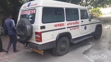 બગસરા: બગસરા બસ સ્ટેન્ડ નજીક એક વ્યક્તિનો શંકાસ્પદ મૃતદેહ મળી આવ્યો હતો.