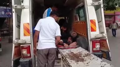 सिधौली: बैकुठापुर के पास सड़क पर अचानक आए बच्चे को बचाने के प्रयास में तेज रफ्तार स्कूटी पलटी, दो बच्चों सहित तीन लोग घायल