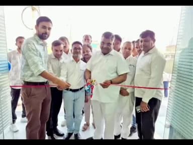 બાવળા: ધોળકા ખાતે ધારાસભ્ય કિરીટસિંહ ડાભીના હસ્તે Indian Bank ની નવીન શાખાને ખુલ્લી મુકાઈ