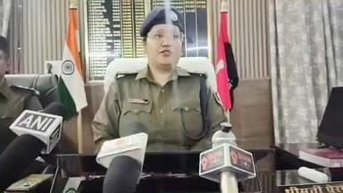 नवगछिया: राघोपुर शंकरपुर दियारा से कुख्यात अपराधी सकला यादव 7 हथियार और 35 कारतूस के साथ गिरफ्तार