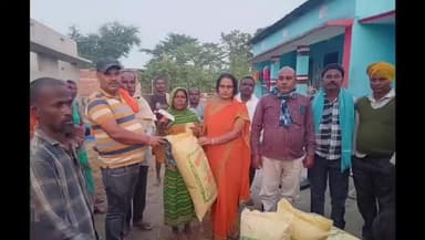 भरगामा: भरगामा के धनगड़ा गांव में भीषण अग्निकांड, शॉर्ट सर्किट से आठ घर राख