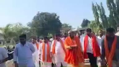 भोकर: भोकर नगर परिषद निवडणुकीत शिवसेना शिंदे गटाने नगर अध्यक्ष पदासह दहा नगरसेवकांनी आपला उमेदवारी अर्ज दाखल केले