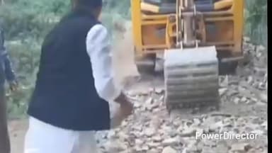 ओखलकांडा: विधायक राम सिंह कैड़ा ने करायल से टकूरा वन चौकी तक सोलिंग कार्य का निरीक्षण किया, मौके पर स्वयं रहे मौजूद