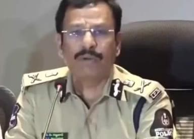 హిమాయత్ నగర్: ibomma రవి సీక్రెట్ కెమెరాల ద్వారా కొత్త సినిమాలను రికార్డు చేసేవాడు : సీపీ సజ్జనార్