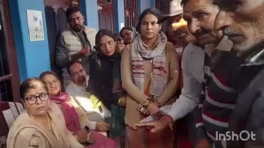 हरिपुर: देहरा विधायक कमलेश ठाकुर ने पंचायत नौशहरा में स्थानीय लोगों से मुलाकात कर उनकी समस्याएं सुनीं