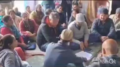 भिकियासैन: भिकियासैंण में स्वास्थ्य सेवाओं को सुदृढ़ करने की मांग को लेकर ग्रामीणों का आंदोलन जारी, सीएमओ से वार्ता रही विफल