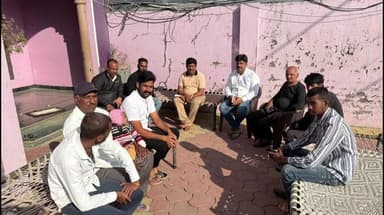 देपालपुर: देपालपुर के पालखेड़ी में बैठक, एसआईआर भरने की प्रक्रिया पर हुई चर्चा