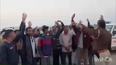 पीपलू: थाना अधिकारी ने गहलोद रपट पर सड़क सुरक्षा अभियान को लेकर आमजन को जागरूक किया