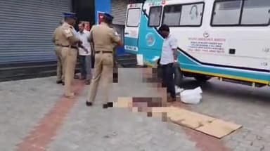 திருப்பூர் தெற்கு: பங்களா ஸ்டாப் பேருந்து நிறுத்தம் அருகே தலையில் கல்லை போட்டு கொலை - போலீசார் விசாரணை