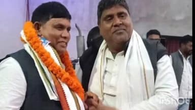 देसरी: देसरी के खोकसा में एनडीए की जीत पर राजापाकर के विधायक महेंद्र राम का अंगवस्त्र से सम्मान