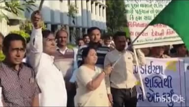 ઇડર: સરદાર પટેલની 150મી જન્મ જયંતી: ઈડરમાં યુનિટી માર્ચ યોજાઈ, સાંસદ અને ધારાસભ્યએ પદયાત્રાને પ્રસ્થાન કરાવ્યું
ગતરોજ ચાર વાગ