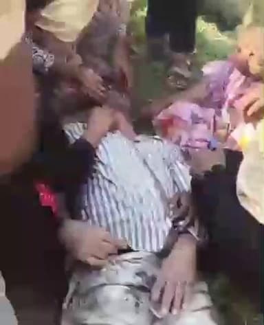 అయిజ: అయిజ పట్టణంలో డ్రైనేజీలో మృతదేహం లభ్యం...కేసు నమోదు చేసిన పోలీసులు