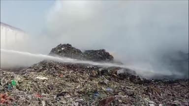 મોરબી: મોરબીના લીલાપર રોડ પર આવેલ પેપર મિલમાં લાગી વિકરાળ આગ, ફાયરબ્રિગેડની ટીમો ઘટનાસ્થળે દોડી...