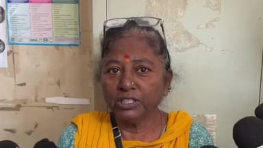 રાજકોટ દક્ષિણ: રાજકોટ મહાનગર પાલિકાની આવાસ યોજના શાખામાં લગાવ્યા બેનરો